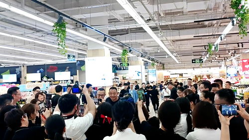 胖東來回應幫扶永輝 調改包括員工薪酬,還將上架胖東來產品